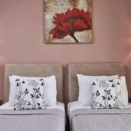 Saint Nicholas * Skala (Kefalonia)